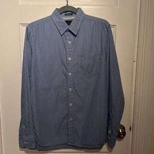 American Eagle Men’s Small Athletic Fit Blue and White Striped Button Up Shirt